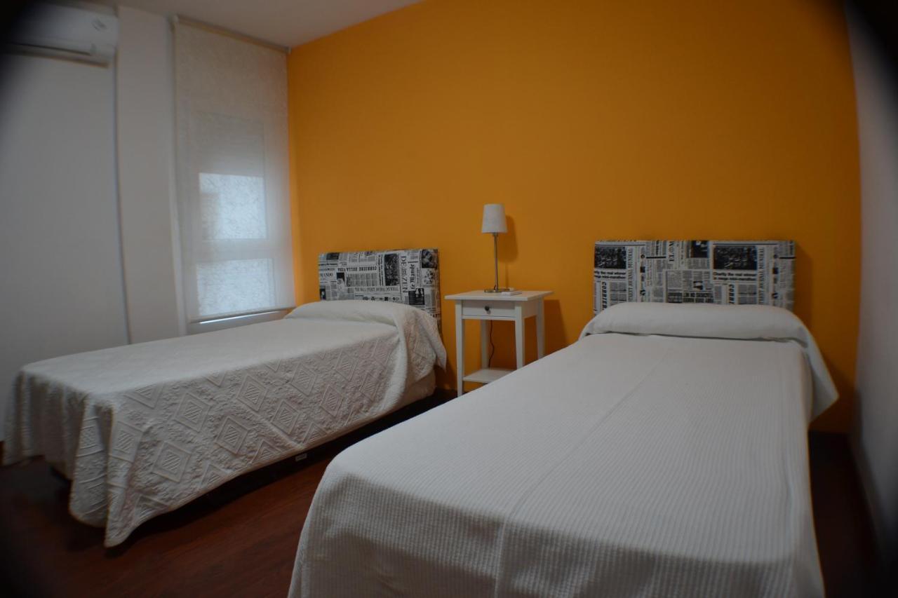 Apartamento Acueducto, Tres Dormitorios Y Parking Gratis Mérida Extérieur photo