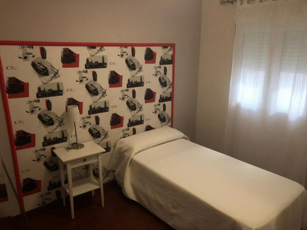 Apartamento Acueducto, Tres Dormitorios Y Parking Gratis Mérida Extérieur photo