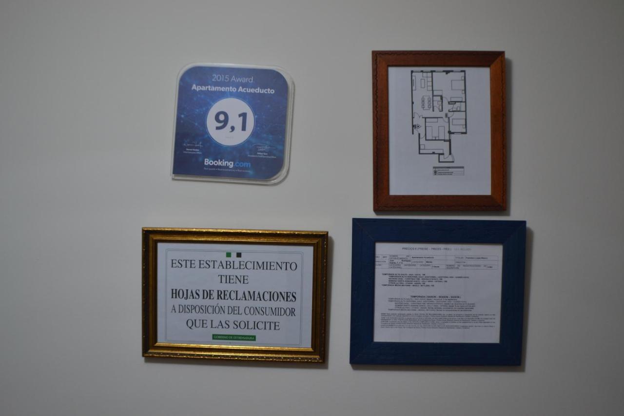 Apartamento Acueducto, Tres Dormitorios Y Parking Gratis Mérida Extérieur photo
